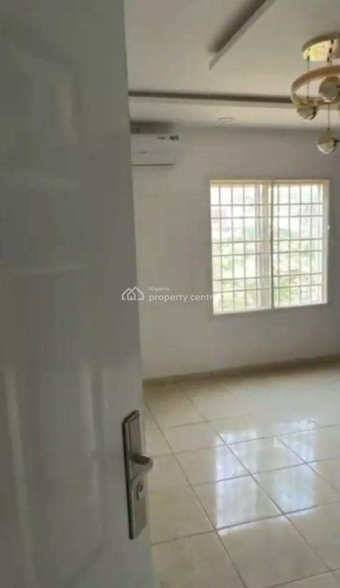 Super Distress 4 Bedroom Terrace Duplex, By Berger Clinic, Life Camp, Abuja, Terraced Duplex for Sale