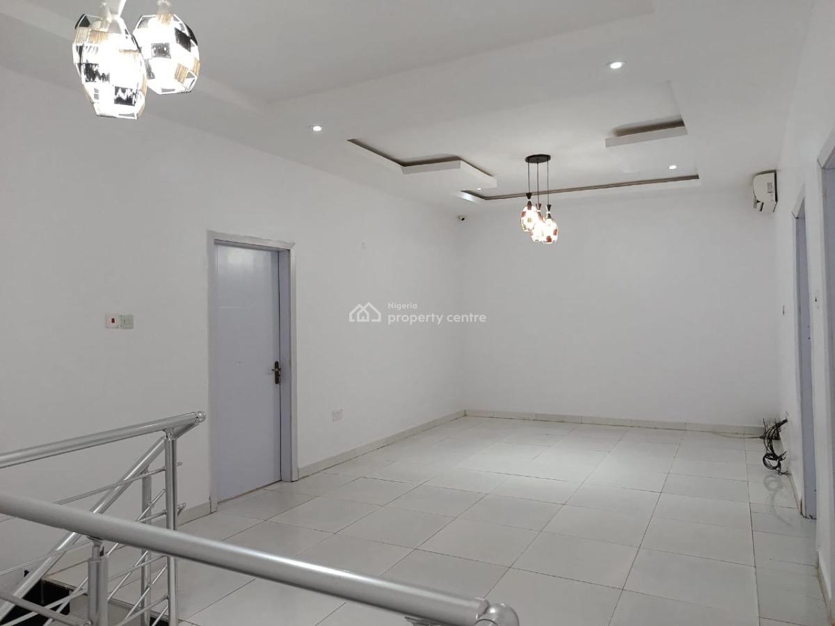 4 Bedroom Terraced Duplex, Opposite Megachicken, Ikota, Lekki, Lagos, Terraced Duplex for Rent