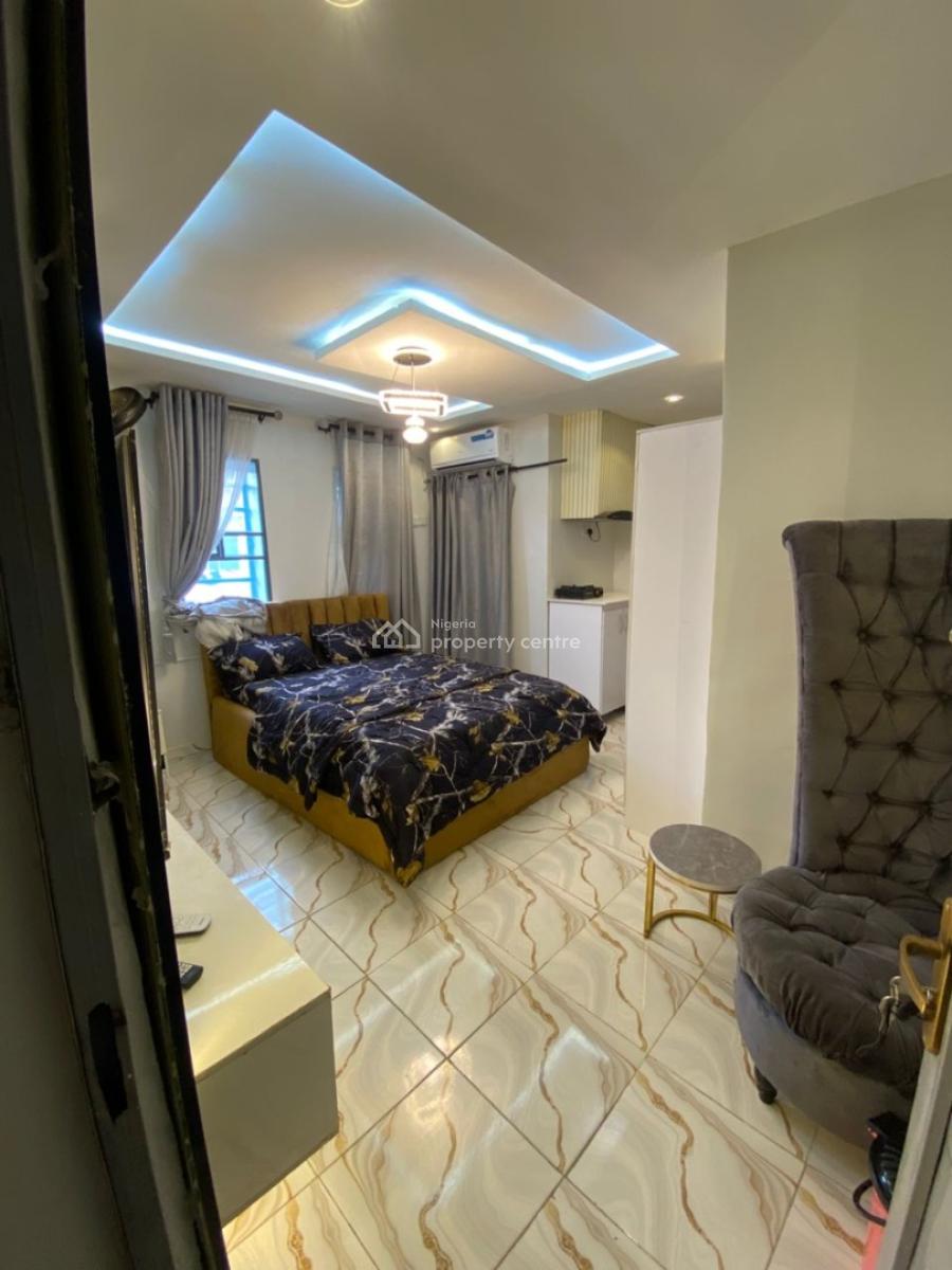 Furnished Apartment, 35,akinsoji, Street, Fadeyi, Shomolu, Lagos, Self Contain (single Rooms) Short Let