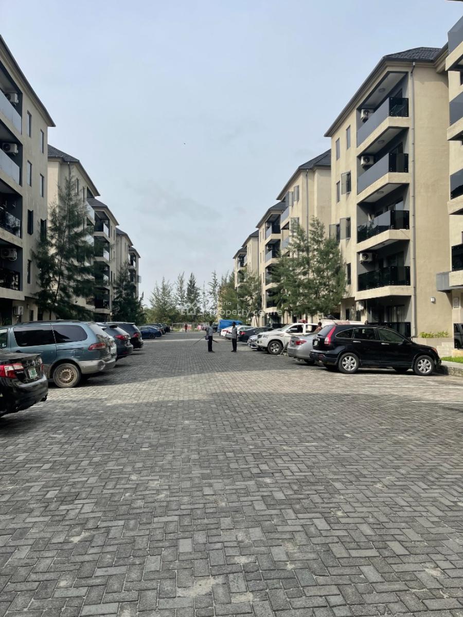 3bed Flat in Megamound Estate/lekky County, Ikota, Megamound Estate, County Apartments, Ikota, Lekki, Lagos, Block of Flats for Sale