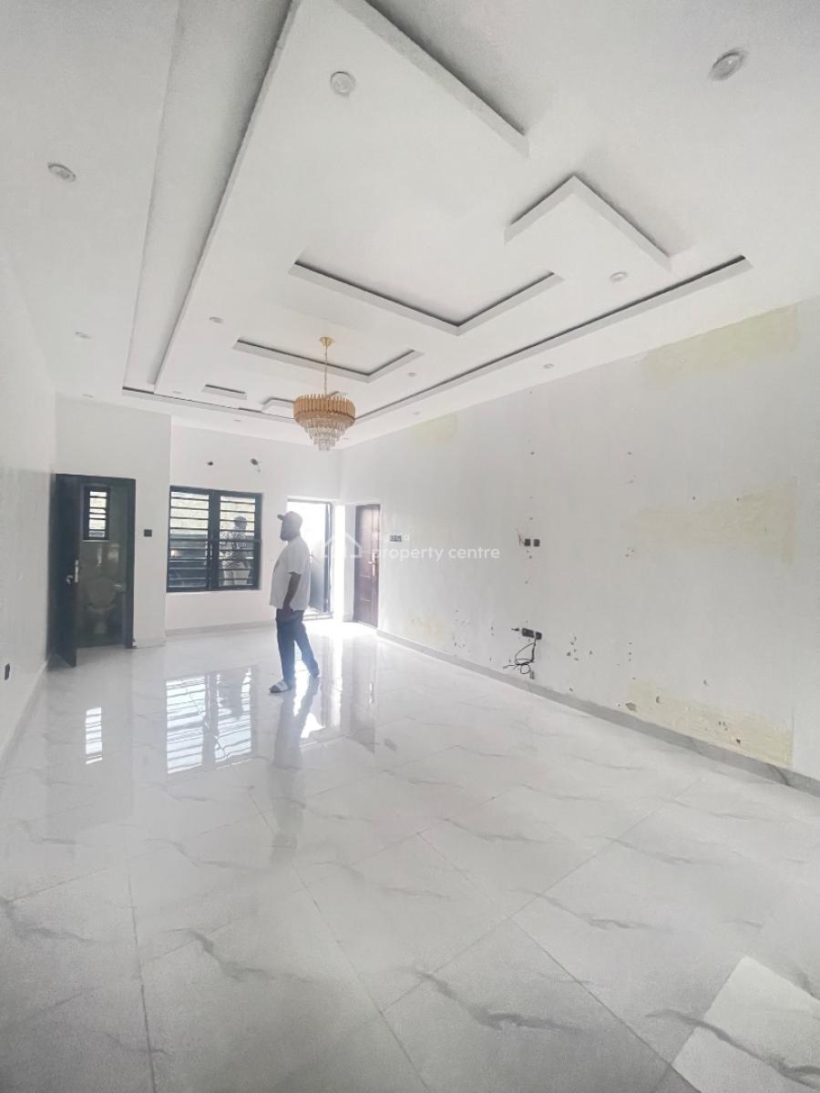 Standard 2 Bedroom Apartment Upstairs,swimming Pool and Gym Available, Sangotedo, Ajah, Lagos, Flat / Apartment for Rent