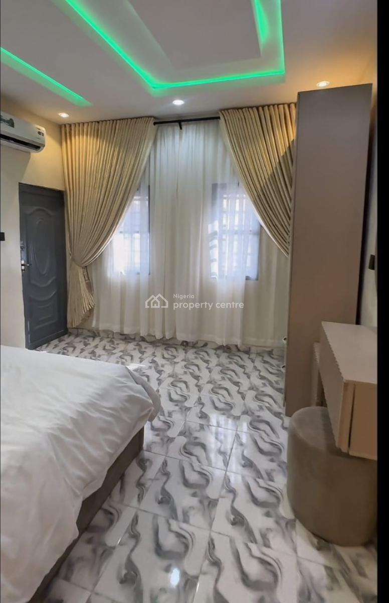 1 Bedroom Furnished Apartment, 35,akinsoji Street, Fadeyi, Shomolu, Lagos, Mini Flat (room and Parlour) Short Let