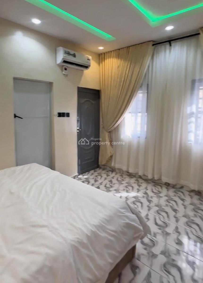 1 Bedroom Furnished Apartment, 35,akinsoji Street, Fadeyi, Shomolu, Lagos, Mini Flat (room and Parlour) Short Let