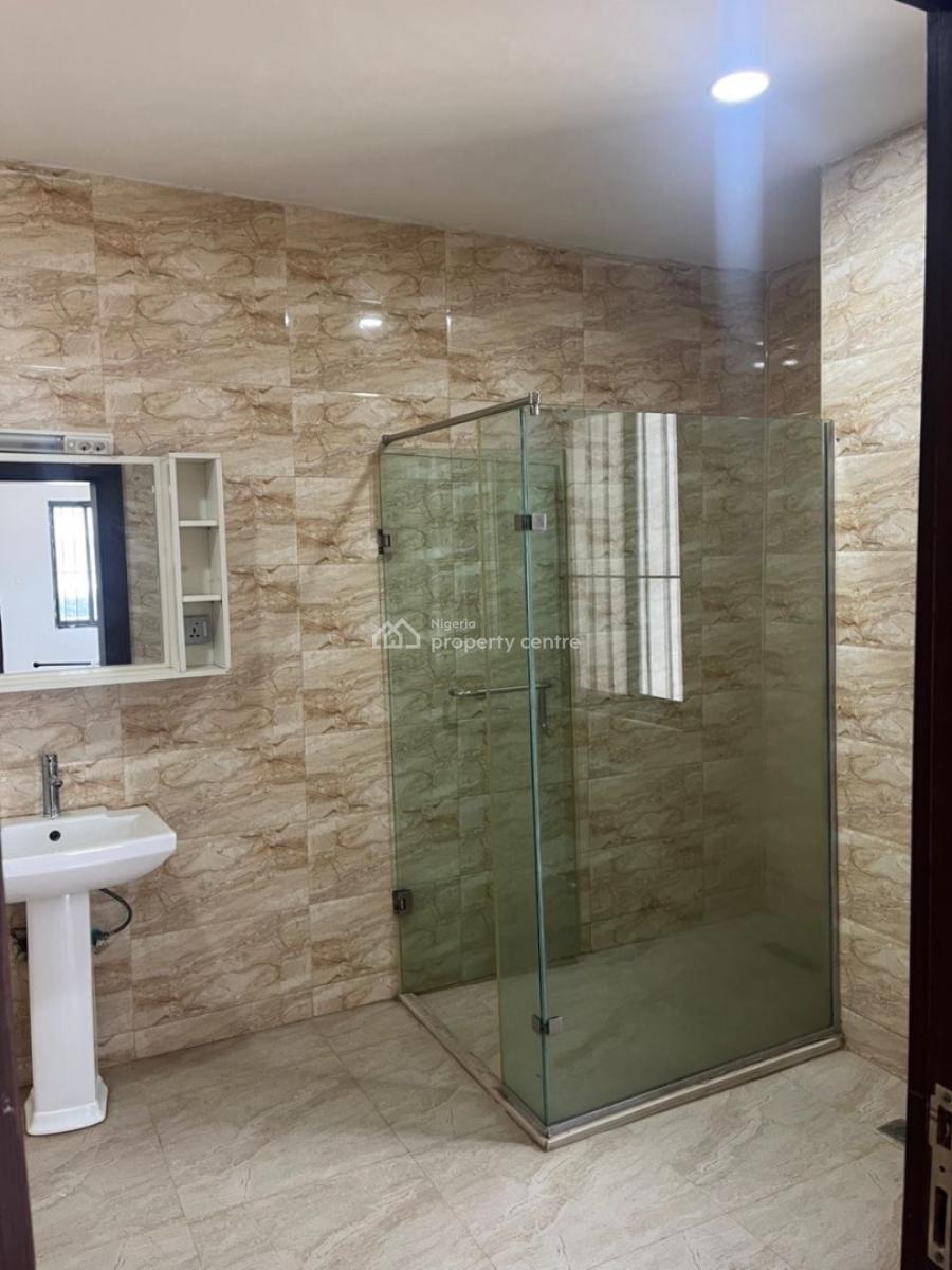 Luxurious and Beautiful 3 Bedroom Apartment, Guzape District, Abuja, Flat / Apartment for Rent