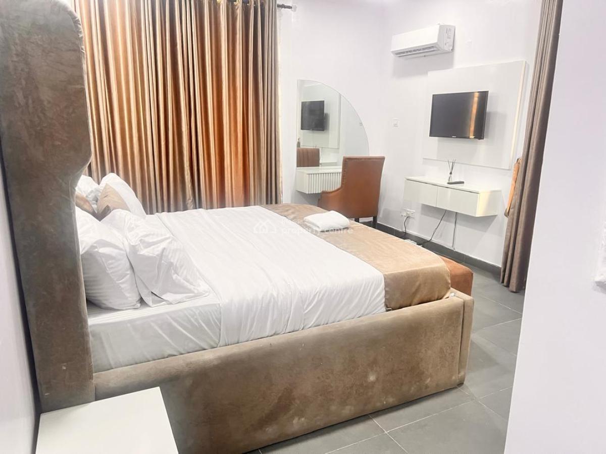 Fully Furnished 3 Bedroom Apartment with Pool, Oniru, Victoria Island (vi), Lagos, Flat / Apartment for Rent