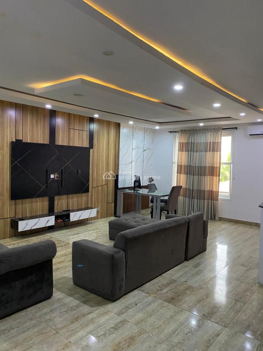 Beautiful N Massive Single Room in a Duplex Shared Apartment, Lekki Phase 1, Lekki, Lagos, Self Contain (single Rooms) for Rent