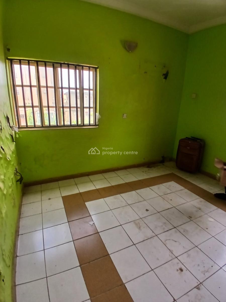 Spacious 2 Bedrooms in an Estate, Durumi, Abuja, Flat / Apartment for Rent