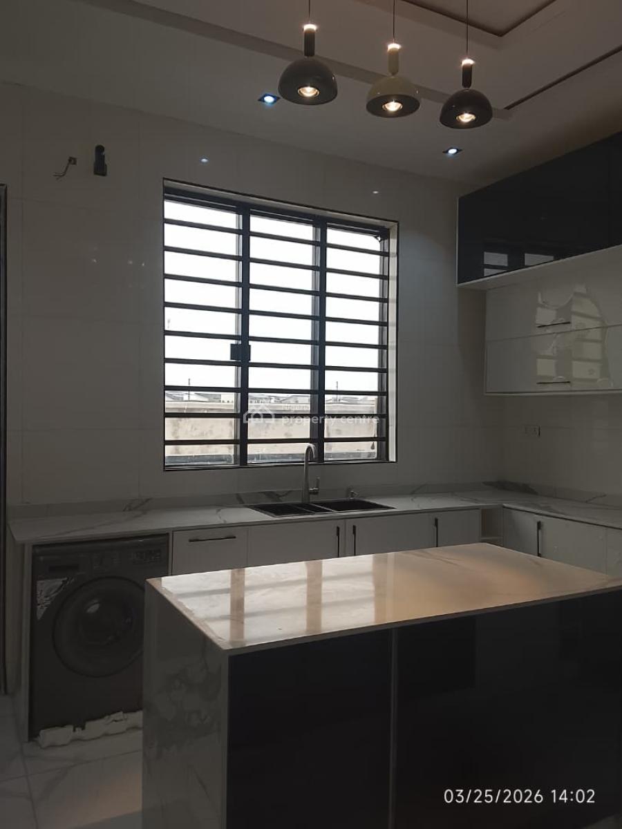 Luxury 5  Bedroom Fully  Detached Duplex with Cinema, Swimming Pool, Chevron, Lekki, Lagos, Detached Duplex for Sale