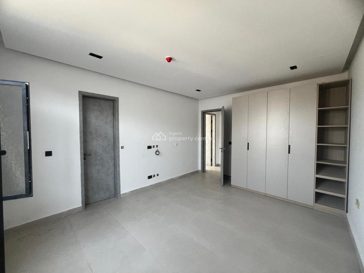 3 Bedroom Apartment, Lekki Phase 1, Lekki, Lagos, Flat / Apartment for Sale