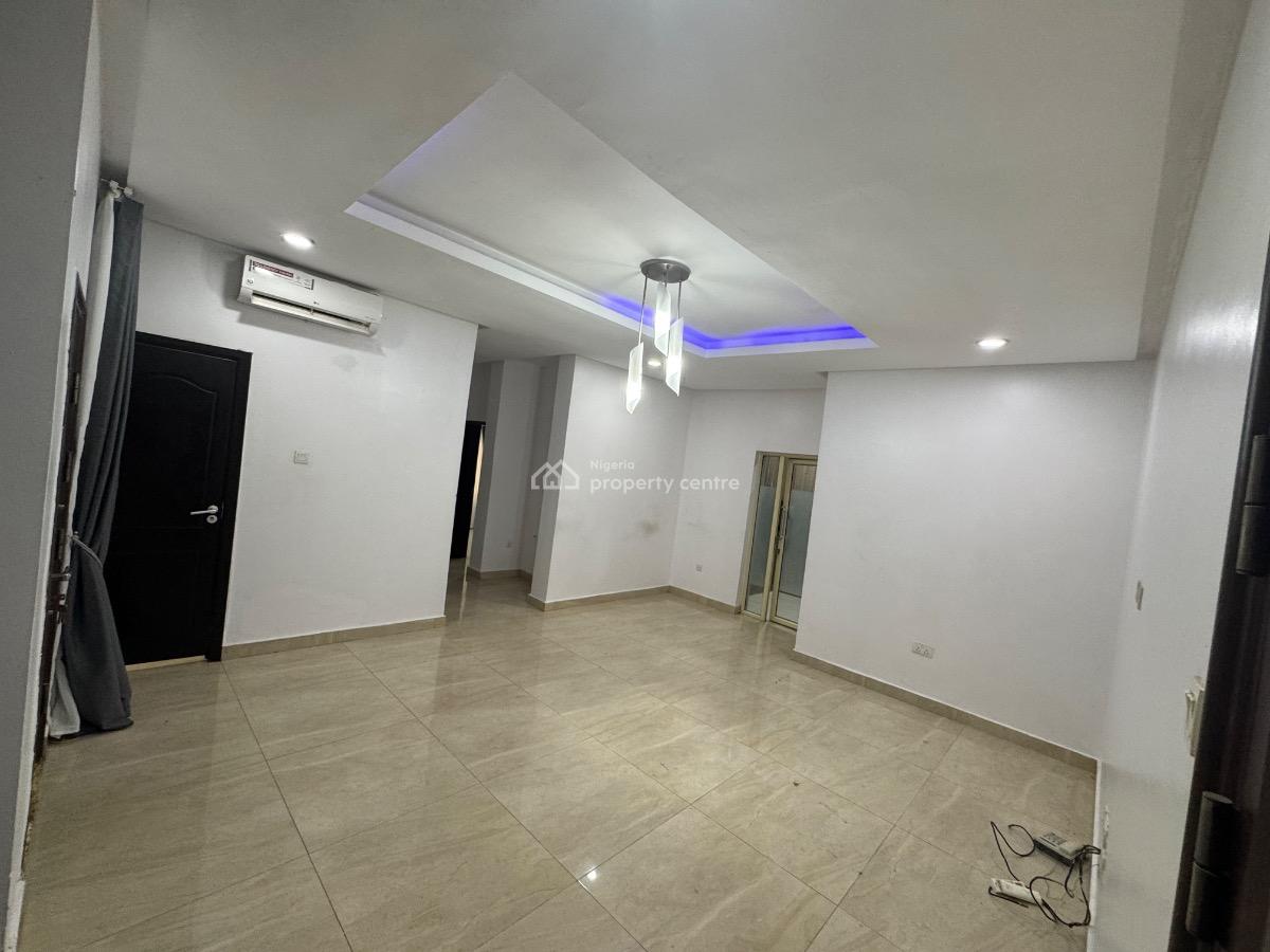 Serviced 2 Bedrooms Flat, Off Admiralty Way, Lekki Phase 1, Lekki, Lagos, Flat / Apartment for Rent