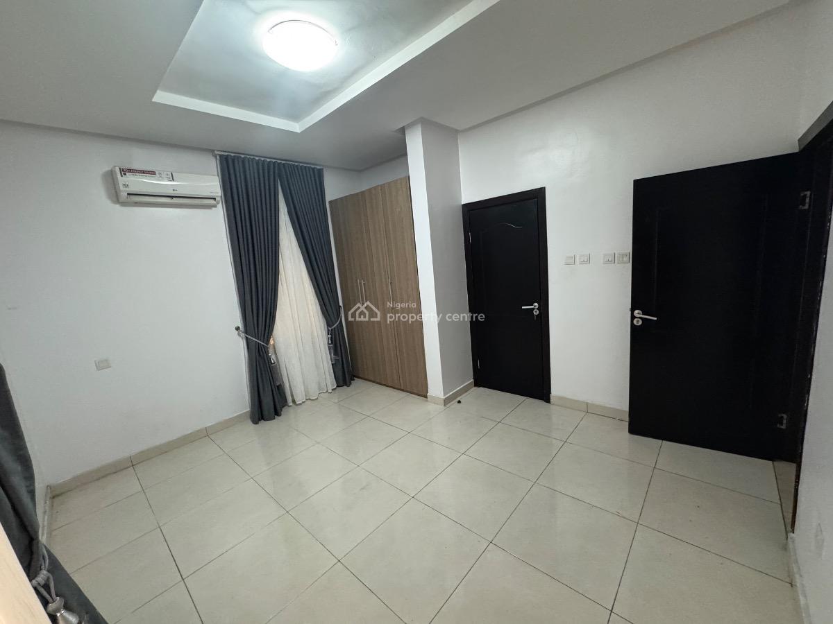Serviced 2 Bedrooms Flat, Off Admiralty Way, Lekki Phase 1, Lekki, Lagos, Flat / Apartment for Rent