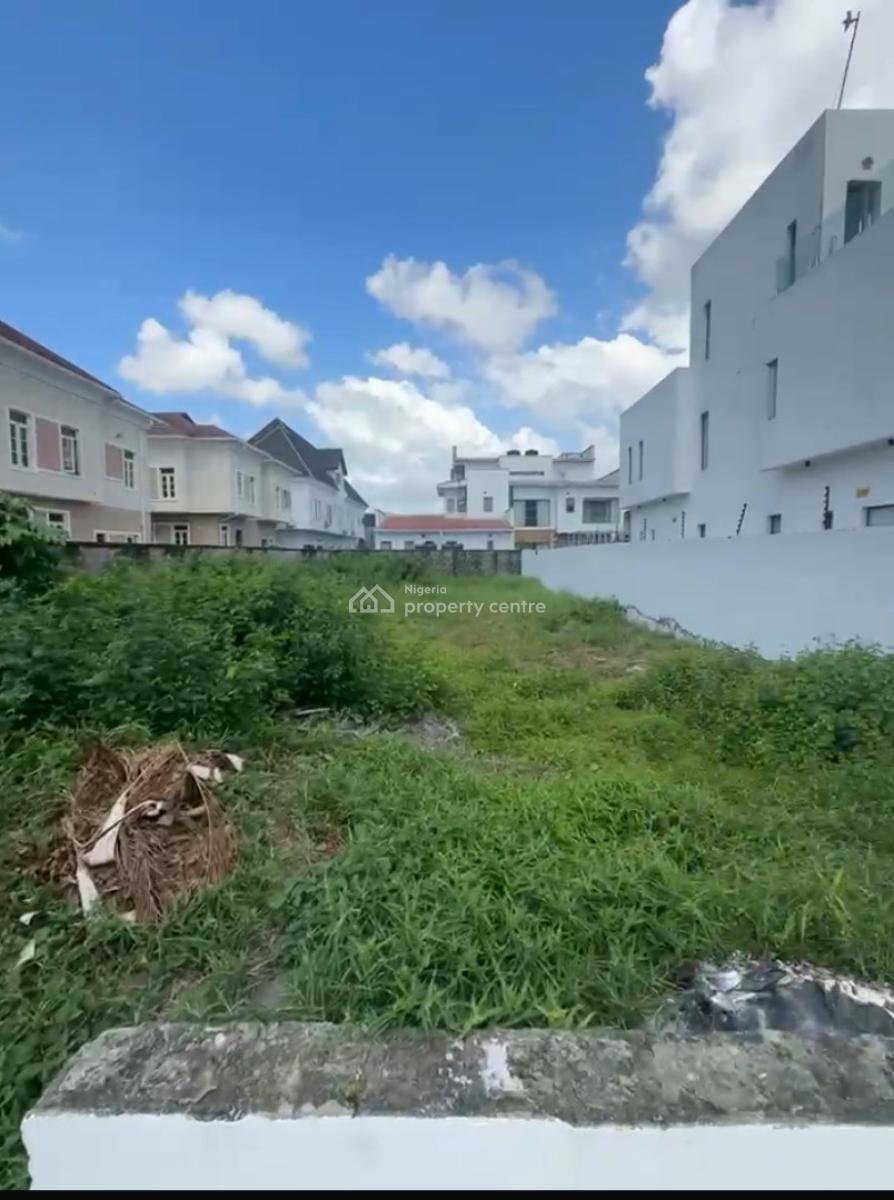 a Vacant Plot of Land, Pinnock Beach Estate, Lekki Phase 1, Lekki, Lagos, Mixed-use Land for Sale