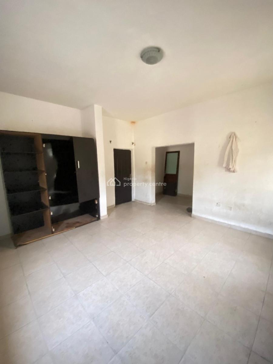 Modern 3 Bedroom Spacious Apartment Available, Ikota, Lekki, Lagos, Flat / Apartment for Rent