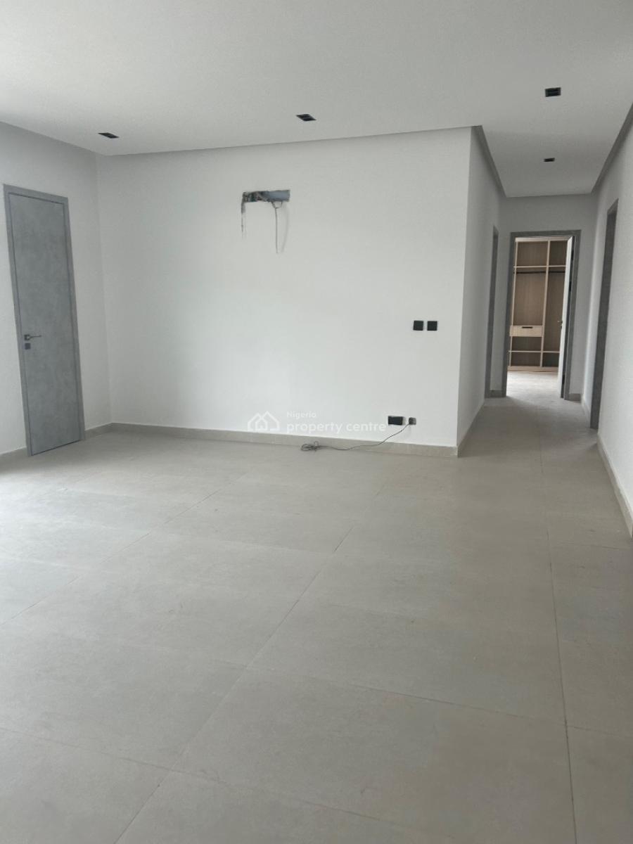 Luxury 3 Bedroom Flat, Lekki Phase 1, Lekki, Lagos, Flat / Apartment for Sale
