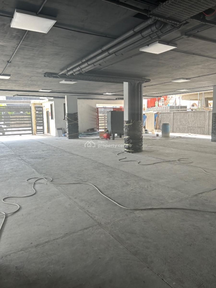 Luxury 3 Bedroom Flat, Lekki Phase 1, Lekki, Lagos, Flat / Apartment for Sale