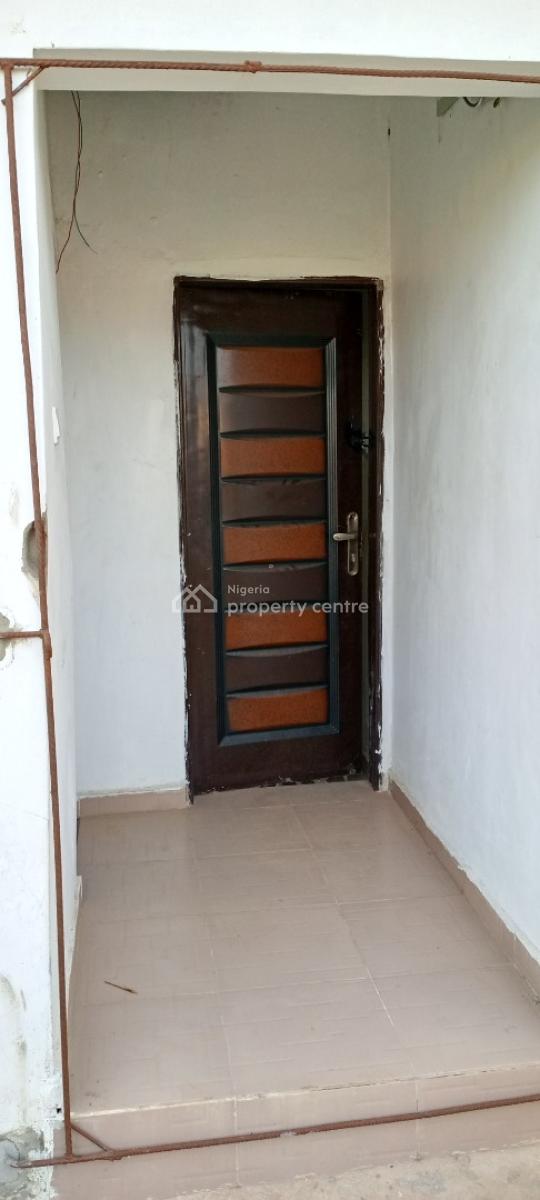 Mini Flat, Community Off Bayeku Road, Igbogbo, Ikorodu, Lagos, Mini Flat (room and Parlour) for Rent