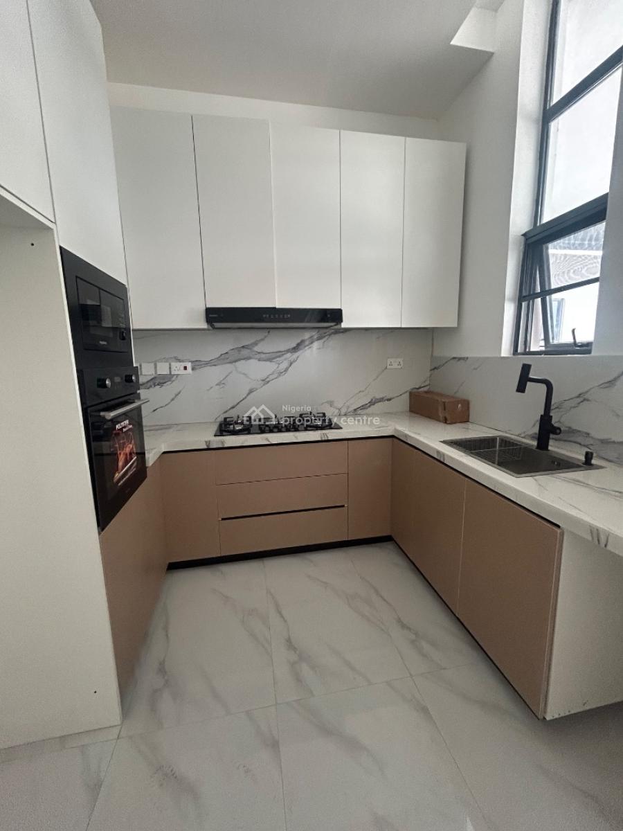 Luxury 1 Bedroom Flat, Lekki Phase 1, Lekki, Lagos, Flat / Apartment for Sale