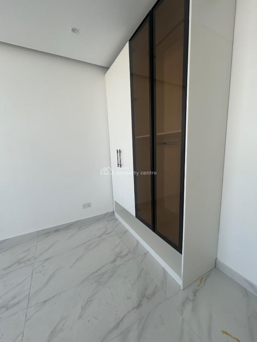 Luxury 1 Bedroom Flat, Lekki Phase 1, Lekki, Lagos, Flat / Apartment for Sale