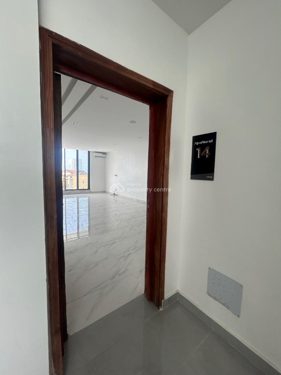 Luxury 1 Bedroom Flat, Lekki Phase 1, Lekki, Lagos, Flat / Apartment for Sale