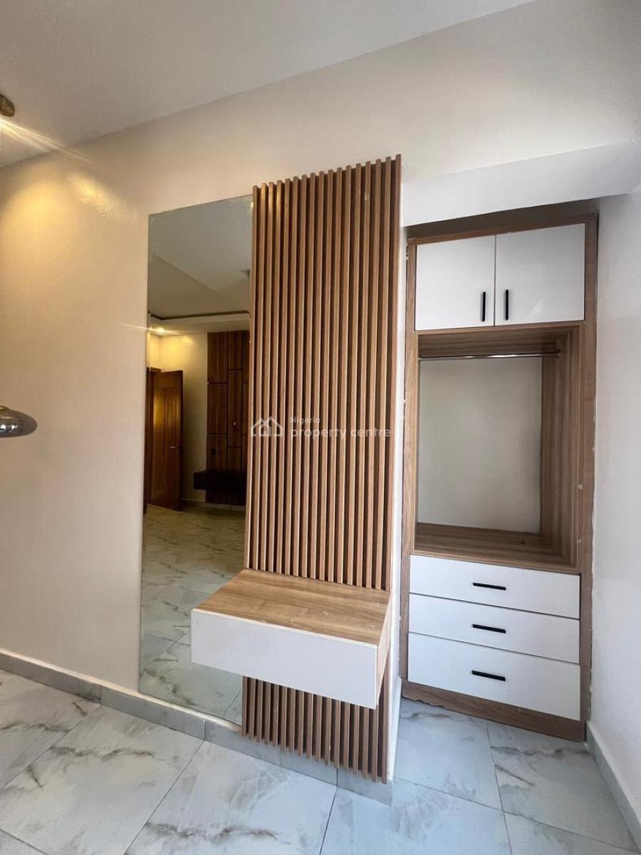 Luxury Two Bed Maisonette with Pool and Gym, Lekki Phase 1, Lekki, Lagos, Flat / Apartment for Sale