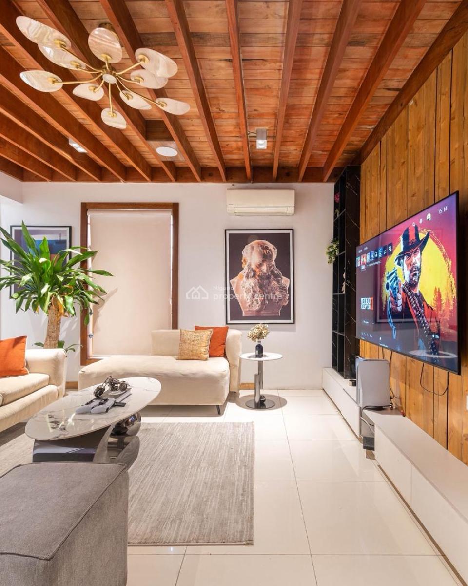 Beautiful and Spacious 2 Bedroom Apartment Available for Bookings!!!, Lekki Phase 1, Lekki, Lagos, Flat / Apartment Short Let