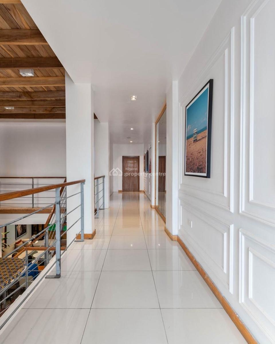 Beautiful and Spacious 2 Bedroom Apartment Available for Bookings!!!, Lekki Phase 1, Lekki, Lagos, Flat / Apartment Short Let