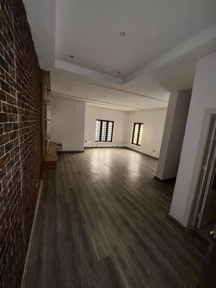 Specious an Newly Renovated 4 Bedroom Semi Detached Duplex, Salem Ilasan, Lekki, Lagos, Semi-detached Duplex for Rent