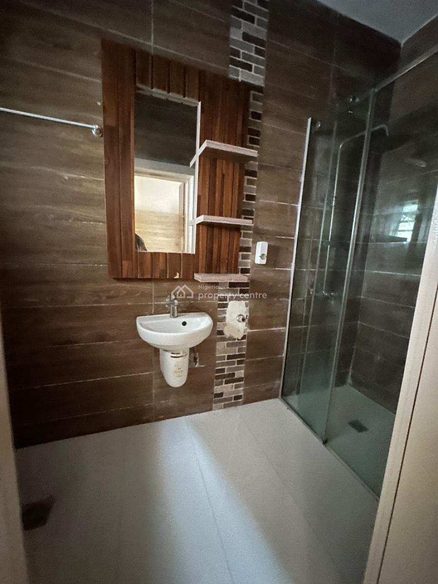 Specious an Newly Renovated 4 Bedroom Semi Detached Duplex, Salem Ilasan, Lekki, Lagos, Semi-detached Duplex for Rent