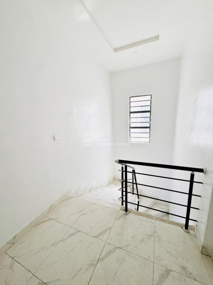 4 Bedroom Semi-detached, Ikota, Lekki, Lagos, Semi-detached Duplex for Sale