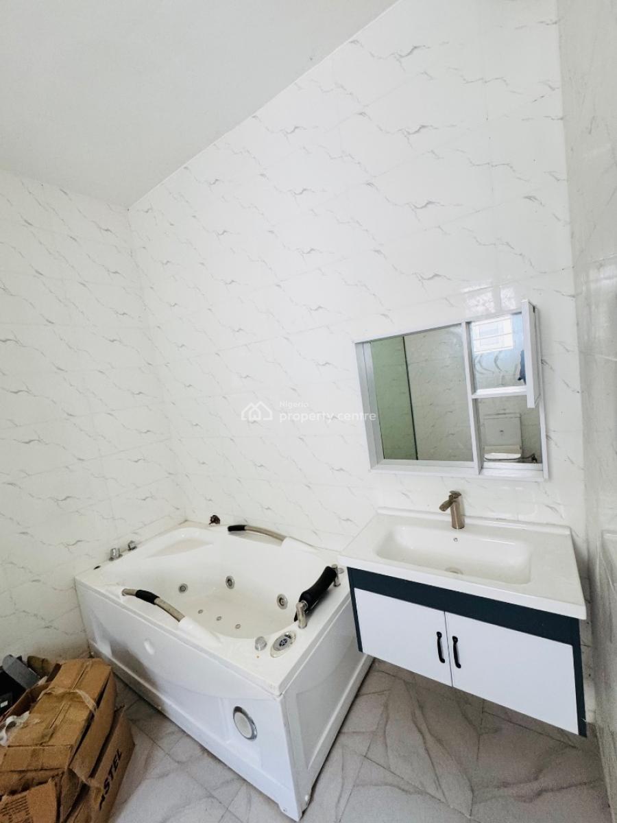 4 Bedroom Semi-detached, Ikota, Lekki, Lagos, Semi-detached Duplex for Sale