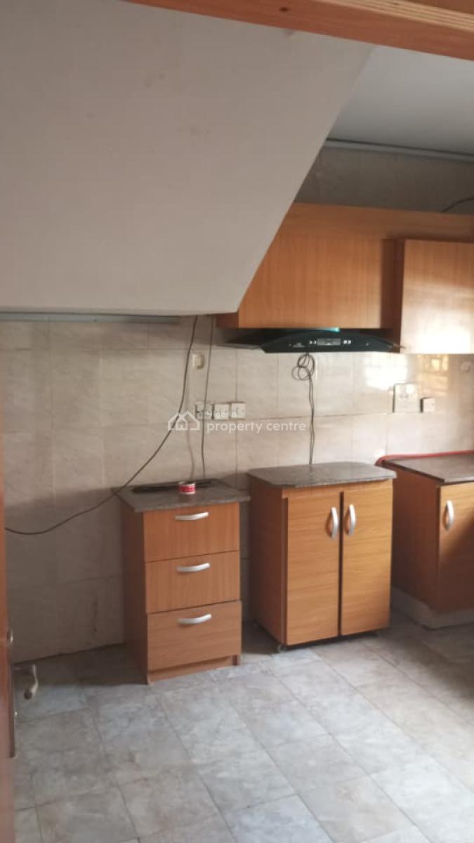 3 Bedroom Terraced with Bq, Alpha Beach Road, Lekki, Lagos, Terraced Duplex for Rent