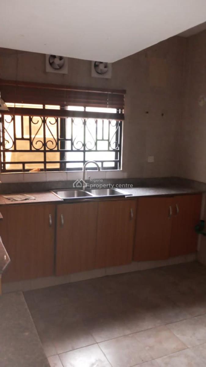 3 Bedroom Terraced with Bq, Alpha Beach Road, Lekki, Lagos, Terraced Duplex for Rent