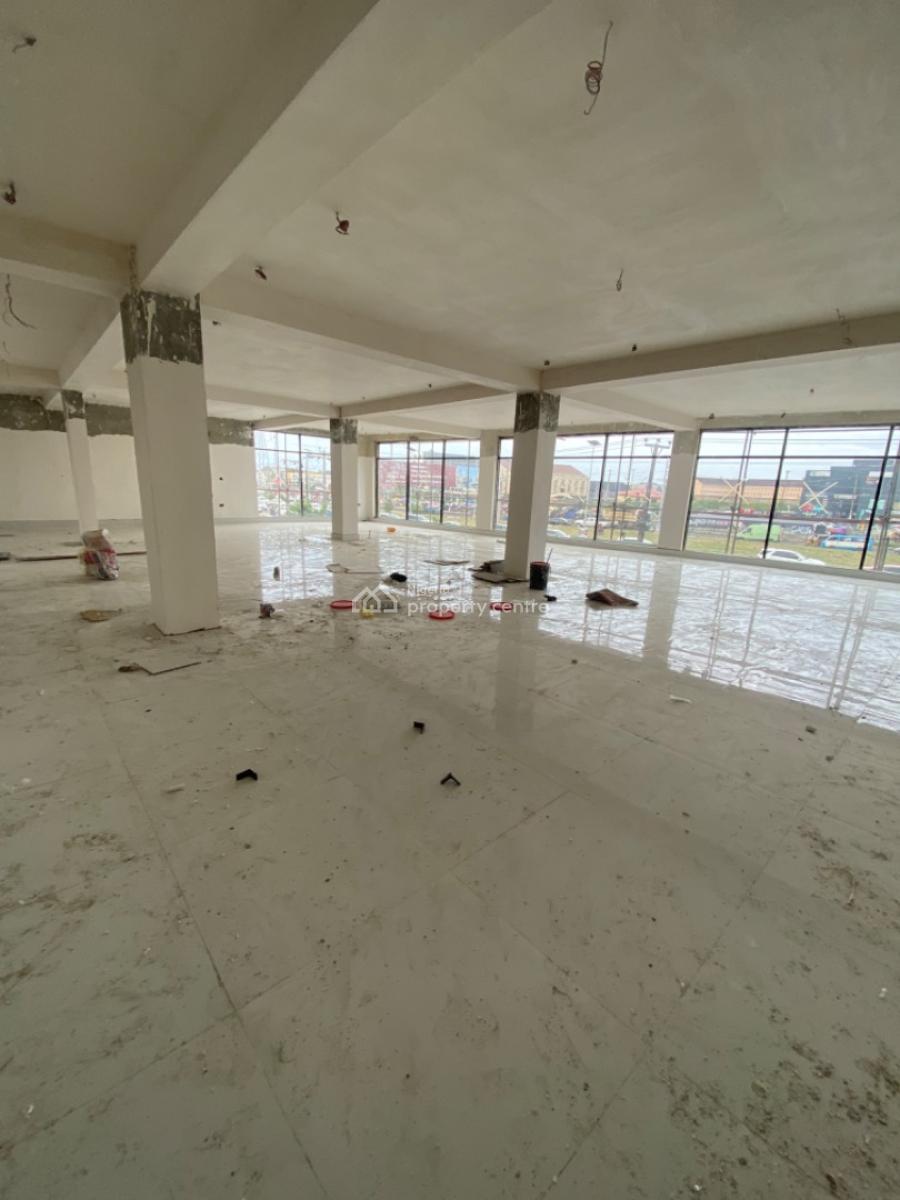 Bran New 200 Square Metre Show Room Upstairs and Downstairs, Chevron, Lekki Phase 2, Lekki, Lagos, Plaza / Complex / Mall for Rent