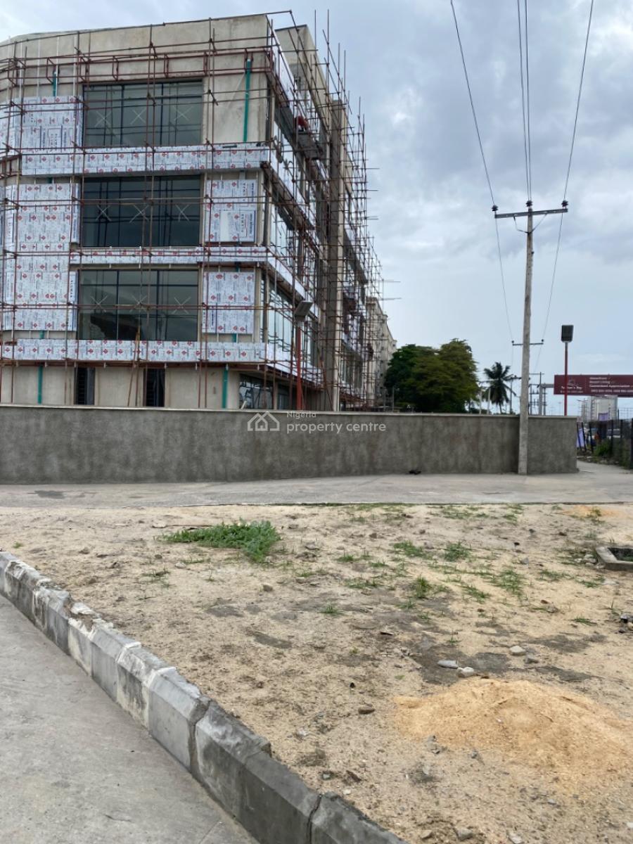 Bran New 200 Square Metre Show Room Upstairs and Downstairs, Chevron, Lekki Phase 2, Lekki, Lagos, Plaza / Complex / Mall for Rent