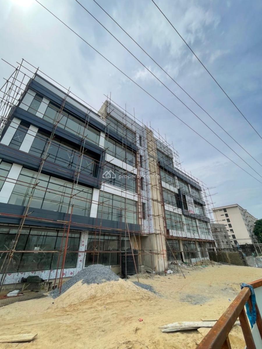 Brand New 200 Square Metres Show Room Upstairs and Downstairs, Chevron, Lekki Phase 2, Lekki, Lagos, Plaza / Complex / Mall for Rent