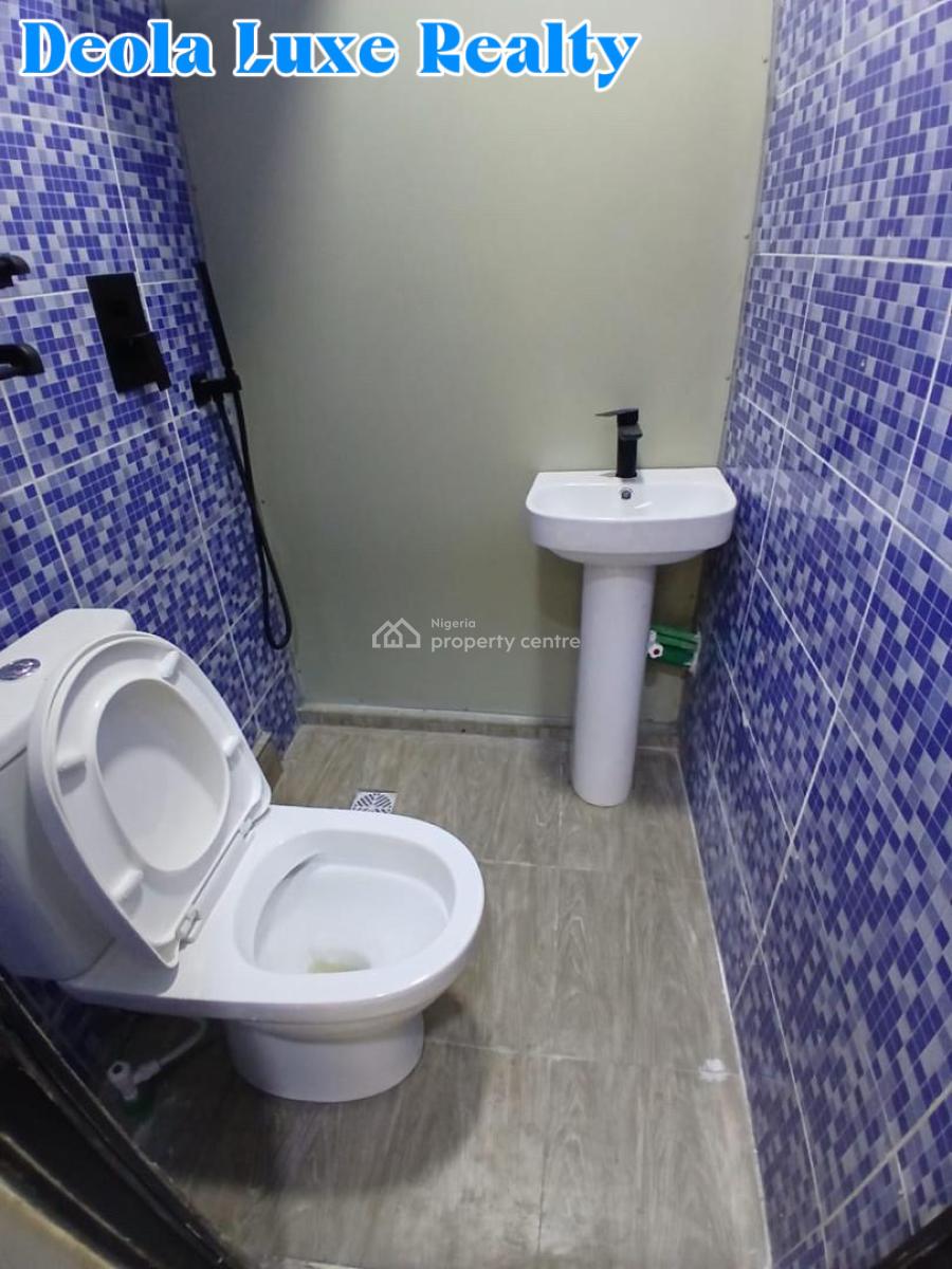 a Nice and Spacious 2 Bedrooms Self Serviced Apartment, Close to Dowel College, Lekki Phase 1, Lekki, Lagos, Flat / Apartment for Rent