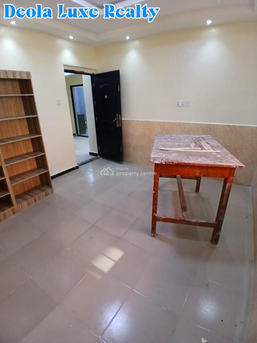 a Nice and Spacious 2 Bedrooms Self Serviced Apartment, Close to Dowel College, Lekki Phase 1, Lekki, Lagos, Flat / Apartment for Rent