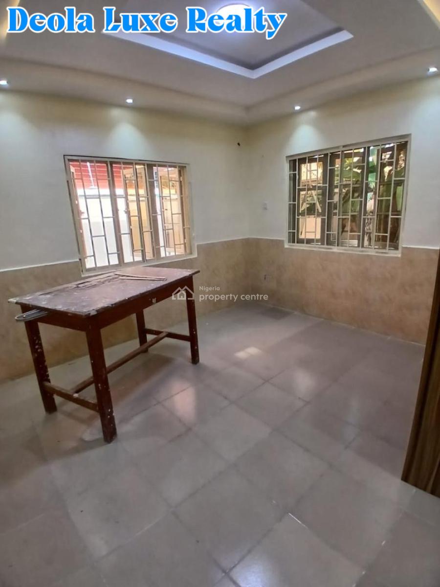 a Nice and Spacious 2 Bedrooms Self Serviced Apartment, Close to Dowel College, Lekki Phase 1, Lekki, Lagos, Flat / Apartment for Rent