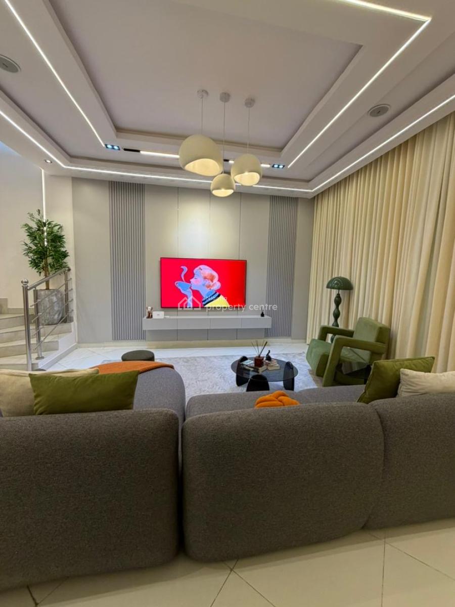 Experience Luxury Living at Its Finest in This Exquisite 3-bedroom Apartment, Lekki Phase 1, Lekki, Lagos, Flat / Apartment Short Let