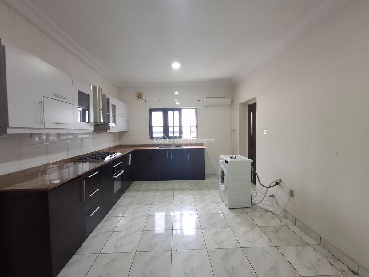 Nicely Maintained 2 Bedroom Flat, Oniru, Victoria Island (vi), Lagos, Flat / Apartment for Rent