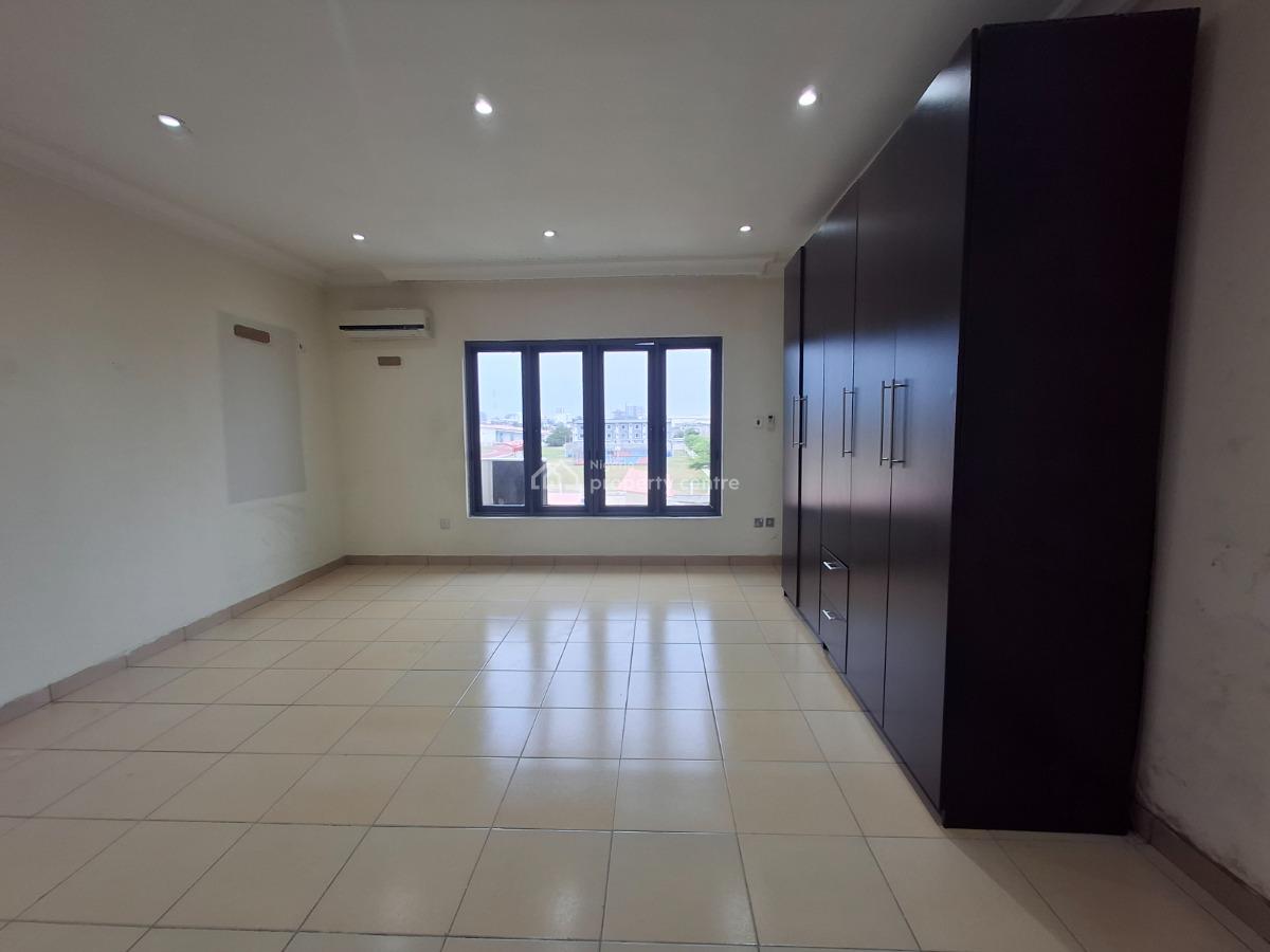 Nicely Maintained 2 Bedroom Flat, Oniru, Victoria Island (vi), Lagos, Flat / Apartment for Rent