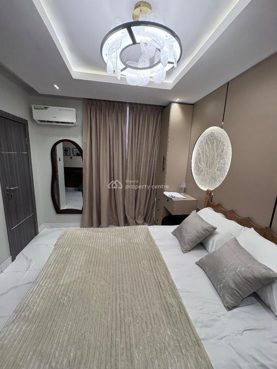 Studio Apartment with Workspace, 24, Abayomi Street, Off Lawanson, Surulere, Lagos, Flat / Apartment Short Let