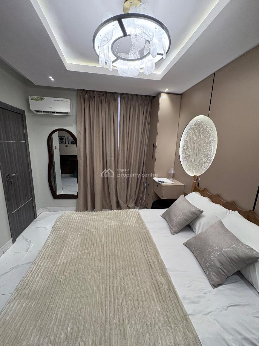 Studio Apartment with Workspace, 24, Abayomi Street, Off Lawanson, Surulere, Lagos, Flat / Apartment Short Let