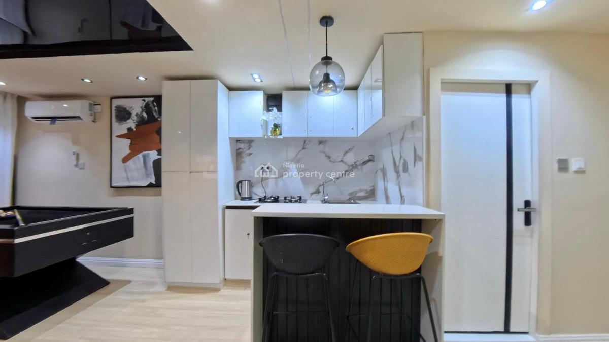 Experience Luxury Living in Our Stunning 3-bedroom House, Perfectly Lo, Lekki Phase 1, Lekki, Lagos, Flat / Apartment Short Let