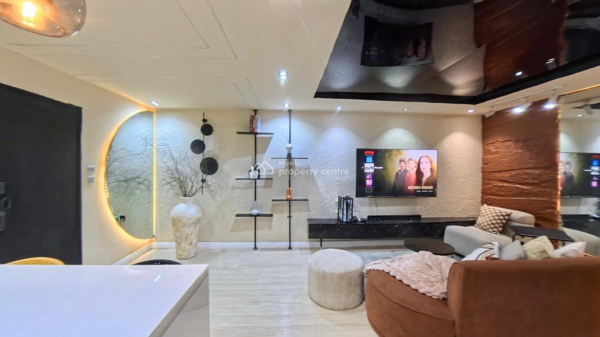 Experience Luxury Living in Our Stunning 3-bedroom House, Perfectly Lo, Lekki Phase 1, Lekki, Lagos, Flat / Apartment Short Let