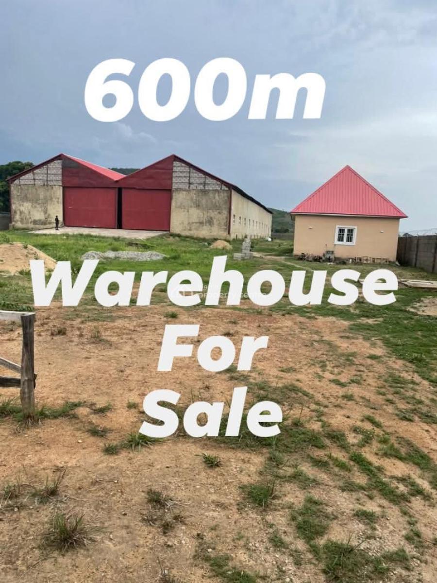 a 2,100sqm Warehouse, By Kwali General Hospital Bus Stop, Kwali, Abuja, Warehouse for Sale