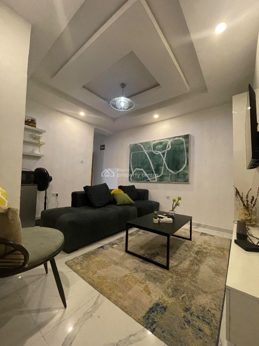 Beautiful 1 Bedroom Apartment, 14, Arikewuyo Street, Off Ilupeju-onipanu Road., Ilupeju, Lagos, Flat / Apartment Short Let
