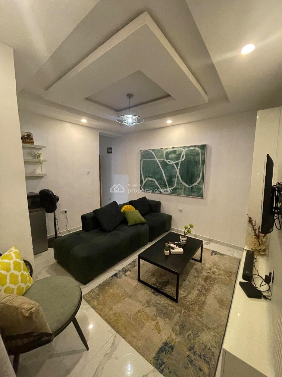 Beautiful 1 Bedroom Apartment, 14, Arikewuyo Street, Off Ilupeju-onipanu Road., Ilupeju, Lagos, Flat / Apartment Short Let