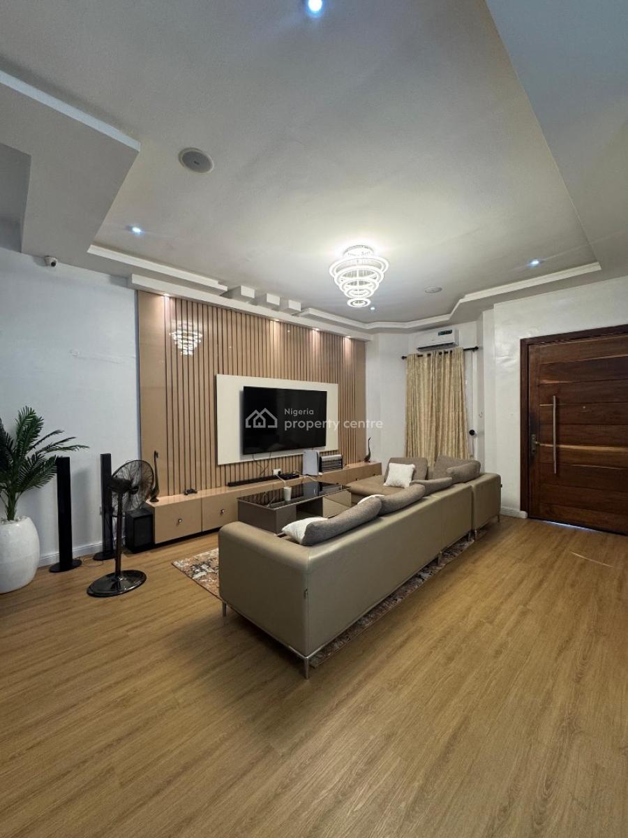 Distress 4 Bedroom Semi Detached Duplex with Bq, Ikota, Lekki, Lagos, Semi-detached Duplex for Sale