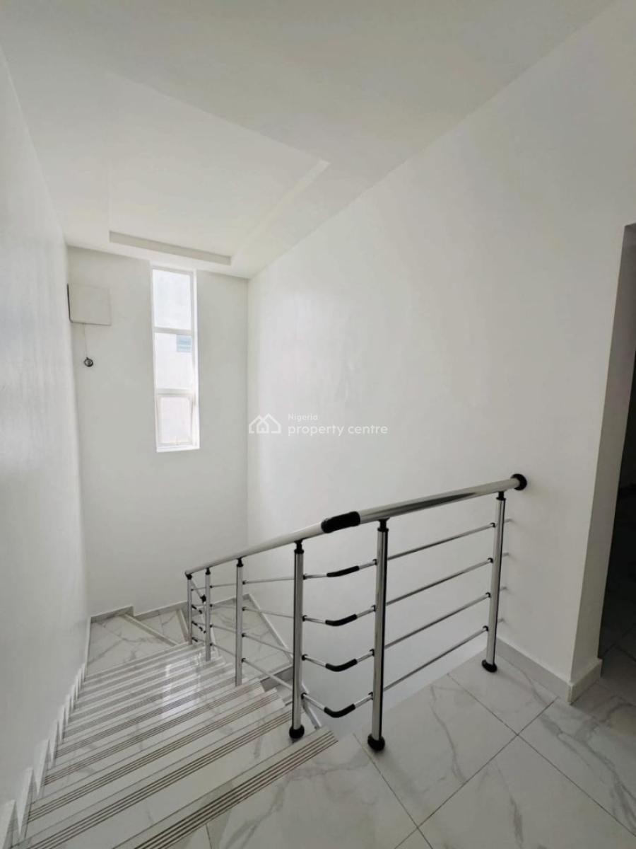 Well Renovated 4 Bedroom Duplex, Osapa, Lekki, Lagos, Detached Duplex for Rent